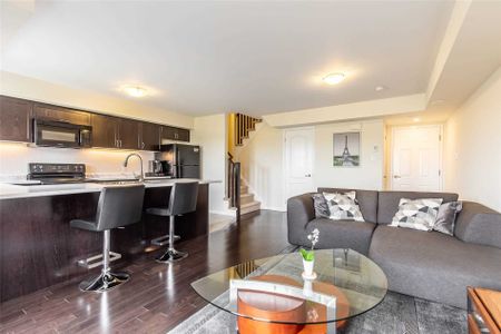 For Lease - 2441 Greenwich Drive Unit# 48, Oakville, Ontario - Photo 3