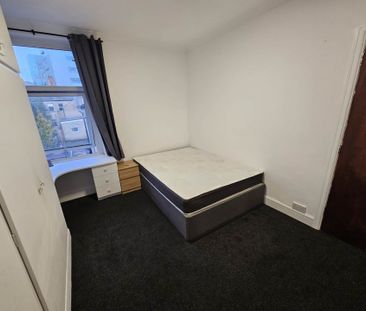 Price £570 pcm - Available Now - Furnished - Photo 1