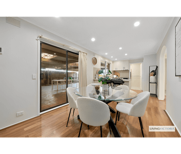 40 Chelmsford Way, Melton West, Vic 3337 - Photo 6