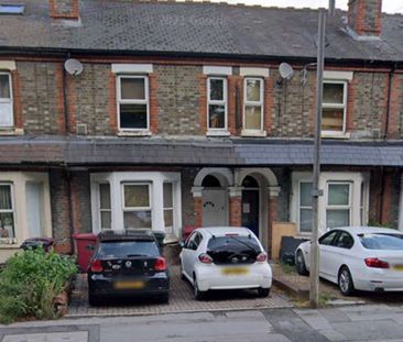 London Road - Photo 2