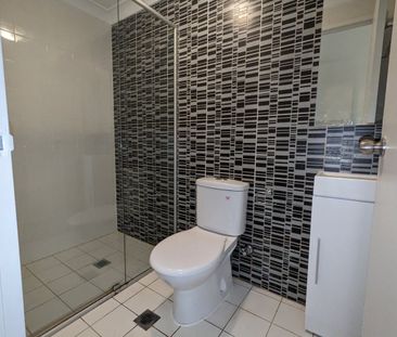 2 BEDROOM APARTMENT - Photo 6
