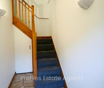 2 bedroom maisonette to rent - Photo 3