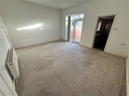 2 bedroom bungalow to rent - Photo 2