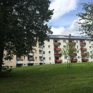 Helle und geräumige Wohnung zum Wohlfühlen - Foto 2