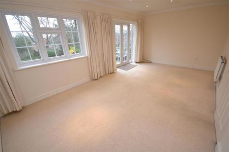 2 bedroom bungalow to rent - Photo 4