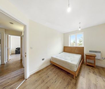 2 bedroom flat to rent - Photo 5