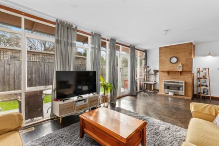 Great Position in a Quite Nunawading Court (6 Month Lease Offered) - Photo 5