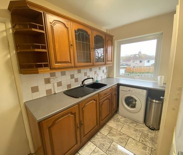 Grove House, Mayals, Swansea, SA3 - Photo 5