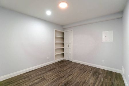 For Lease - 865 Simcoe Street Unit# Unit 2, Oshawa, Ontario - Photo 4