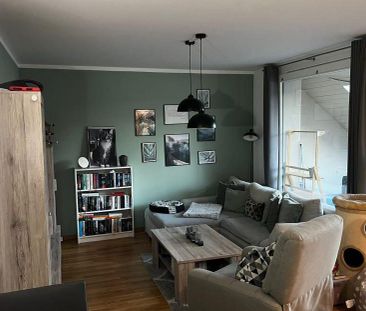 Hochwertige DG-Wohnung in Leipzig Stötteritz -Lift+Fußbodenheizung+... - Photo 1