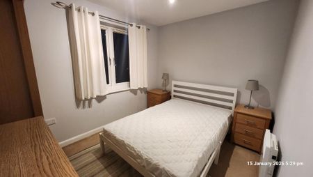 2 bedroom flat to rent - Photo 5