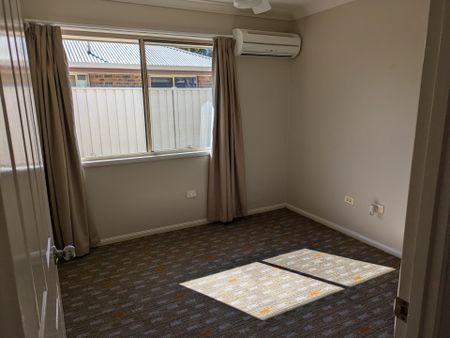 9 Jeppesen Drive, Emerald, QLD 4720 - Photo 3