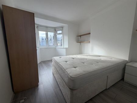 5 bedroom apartment to rent - Photo 4