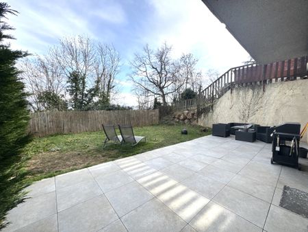 Location Appartement 2 pièces 51m² ST PRIEST EN JAREZ 42270 - Photo 4