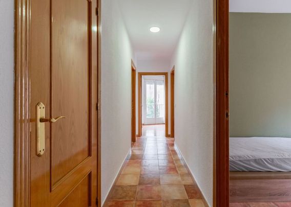 Amplia&nbsp;habitación en&nbsp;Bellas Vistas - Photo 1