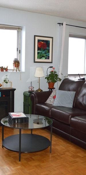 Grand 4 Et Demi Lumineux Situé Au 8ième - Photo 1