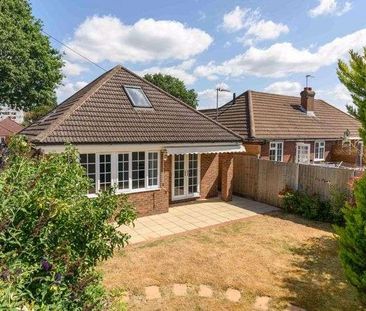 Burlea Close, Hersham, KT12 - Photo 4