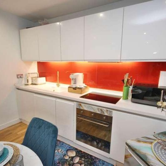 Piccadilly Place, Manchester, M1 - Photo 1