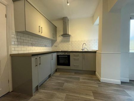 2 bedroom terraced house to rent - Photo 4