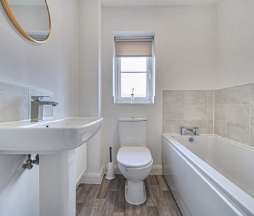 2 bedroom house to rent - Photo 1