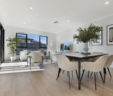 Style & Sophistication - Photo 6