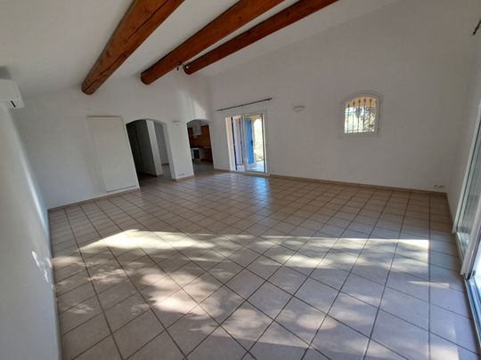 MAISON RECENTE VILLENEUVE LES AVIGNON - 5 pièce(s) - 150 m2, - Photo 1