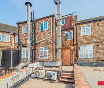 Avenue Parade, Ridge Avenue, London, N21 - Photo 5