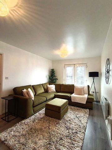 £1,000 PCM, Two Bedroom, Two Bathroom Apartment with Allocated Parking in Moorhead Close, Splott, Cardiff, CF24 5FB - Photo 5