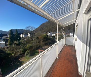 Großzügige 4-Zimmer-Dachgeschosswohnung mit Balkon, Tageslichtbad &... - Photo 5