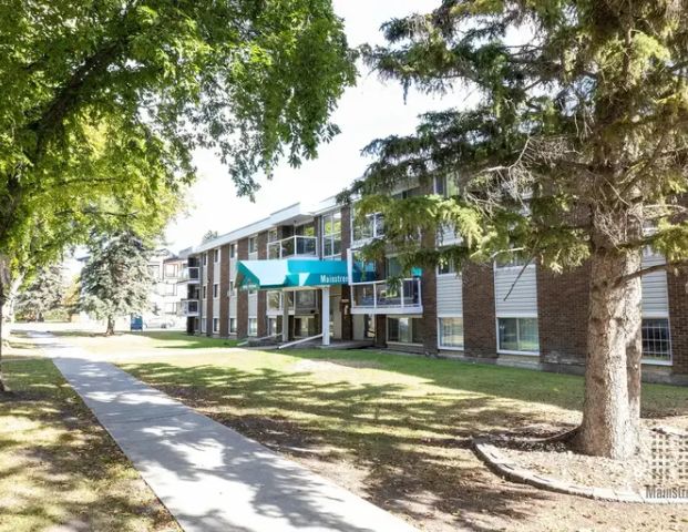 Queen Mary Apartments | 10835 115 Street NW, Edmonton - Photo 1