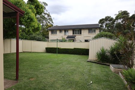 Includes Lawn Maintenance & Pet friendly home - Photo 2