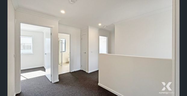 Brand New 4-Bedroom Townhouse – Prime Location Next to Parks & Club Mambourin! - Photo 1