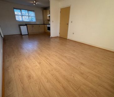 Millfields Court - Photo 3