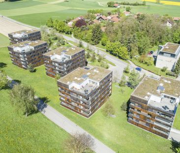 Enjoy sunny moments on the large balcony - Foto 1