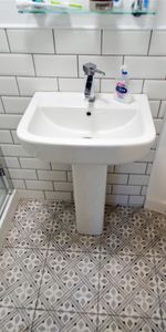 Cliff Road Gardens, Woodhouse, LS6 2EY, Leeds - Photo 4