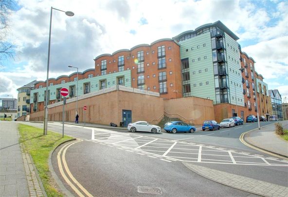 Curzon Place, Gateshead, NE8 2ER - Photo 1