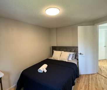 For Lease - 63 Barrett Acres, Ajax, Ontario - Photo 4