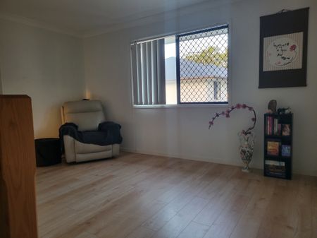 Calamvale - Photo 2