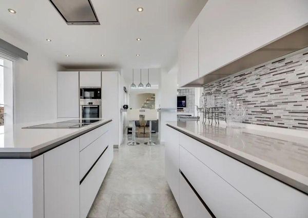 Luxury Villa for rent in Marbella Del Este, Spain