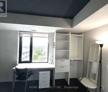 1817 - 105 CHAMPAGNE AVENUE - Photo 5