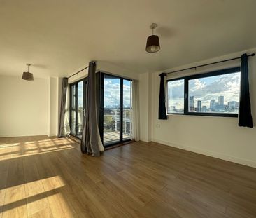 2 Bed Flat, Ibex House, E15 - Photo 1