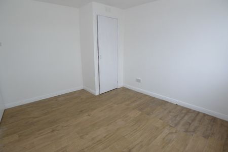 Property to let in St Andrews - Photo 5