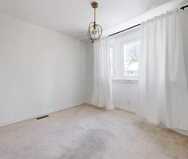 For Lease - 117 Westmount Avenue Unit# Upper, Toronto, Ontario - Photo 6