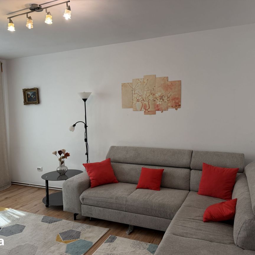 ap 3 camere et 2 central bd Vasile Milea Politie cu balcon - Photo 1