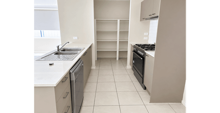 Spacious & Stylish Family Living! - Photo 4
