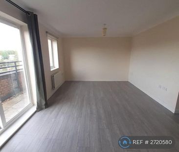 1 bedroom penthouse to rent - Photo 4