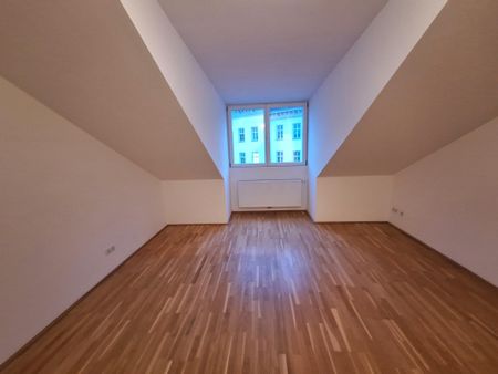 Elegante 3 Zimmer Maisonette mit Balkon in der Zollamtstraße 7 zu vermieten (inkl. Fernwärme-Akonto) - Photo 4