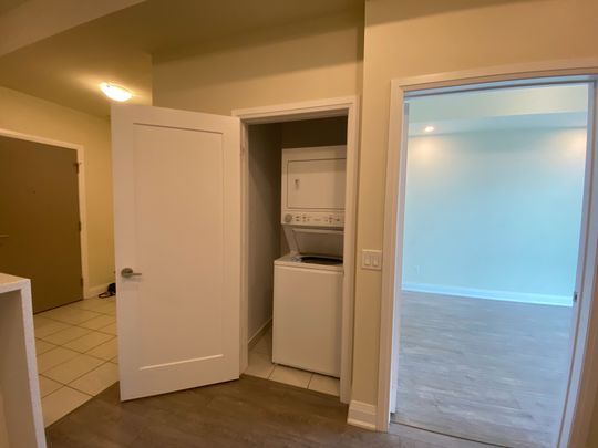 For Lease - 16 Concord Place Unit# 621, Grimsby, Ontario - Photo 1