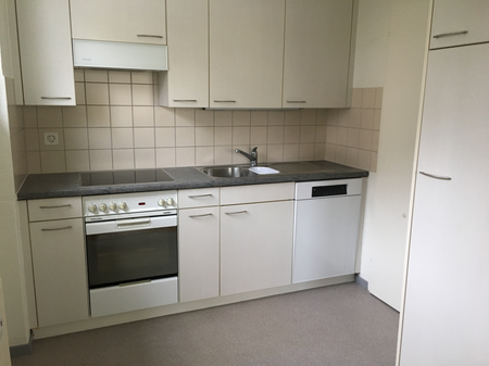 Gemütliche 3.5-Zimmerwohnung mit grossem Balkon - Foto 4