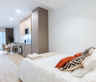 Beautiful modern studio apartment for long term rental in Torrevieja. - Photo 4